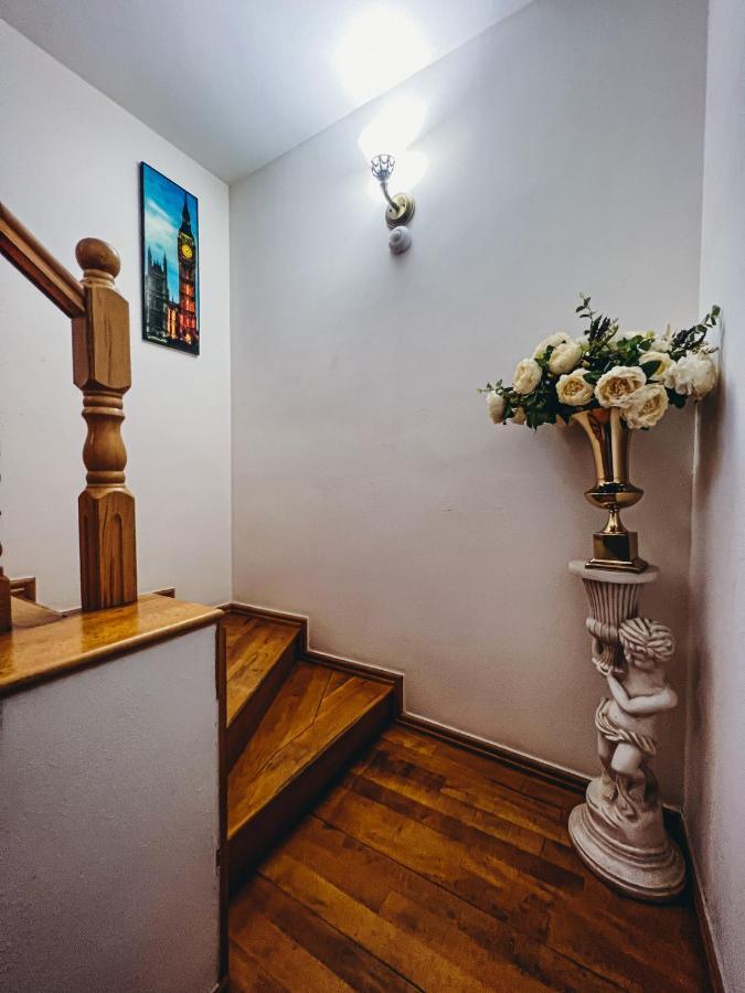 Castle Family Hotel Γιερεβάν Εξωτερικό φωτογραφία